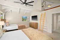 Kauai Mermaid Queen Sanctuary - Sleeps 16 - A/C! Hotels in Princeville