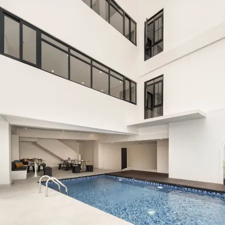 Cove Odilia Suite