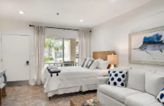 Beach Club Access and Tennis Courts - Charming Island Retreat Hotel di Fripp Island