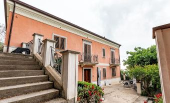 Villa Tecla