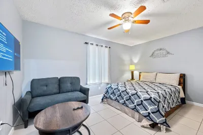 Sweet Home VII - 15 minutes from IAH Airport Hotels near Lucky Land