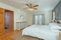 Deer Haven Cabin, Stunning Mtn Views, Hot Tub+Fire Table+Grill, Game Room, WiFi! - Chalets
