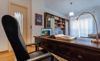 Casa Torricelli in Zona Crocetta by Wonderful Italy