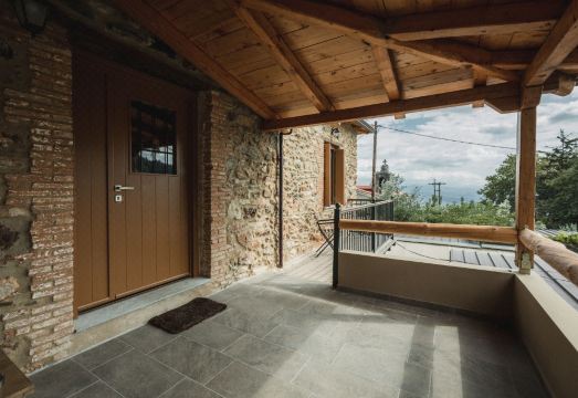 현지 다이닝 이미지