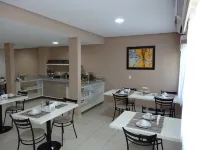 Cerrado Hotel Ltda - Bữa sáng