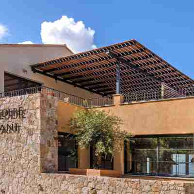 Le Belvedere Hotel Exterior