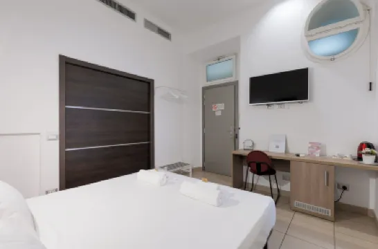 Merulana 43 - Guest House Hotels near Arch of Constantine