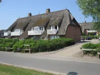 Reethaus Seeschlößchen, apartment Lachmöwe, only 200m to the beach