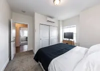Happy House Neighboring Nature charming Colorado Springs with AC, WiFi