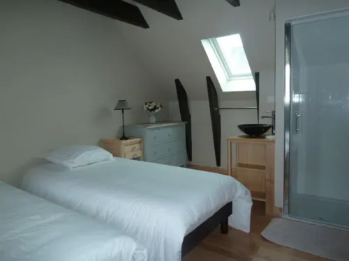 beautiful 3 bedroom house,panoramic view, ocean access