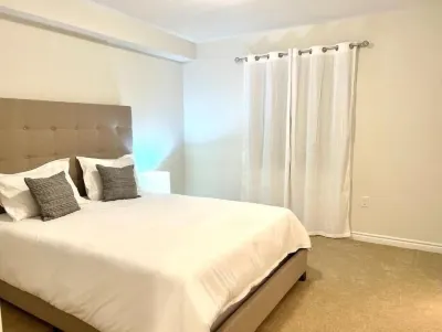 5 Beds Luxury Retreat at Wasaga Beach Hotels near Wasaga 500 Go-Karts