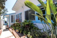 Sea View Laguna Cottage, Walk to Beach & Village, Fully-Equipped!