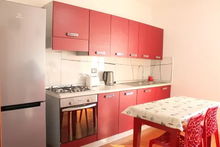 NEAR the SEA and to ALGHERO CENTER