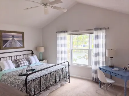 Beautiful Waterview Bethany Beach Cottage! Отели в г. Ошен Вью