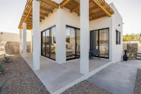 4-Villa Estate: Steps to Beach ~ 3Mi Flora Farms ~ 180° Ocean Views ~ Pool - 방갈로