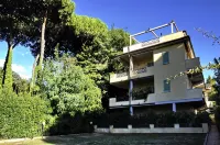 ELEGANT APARTMENT 150 METERS FROM THE SEA CINQUALE - FORTE DEI MARMI - VERSILIA