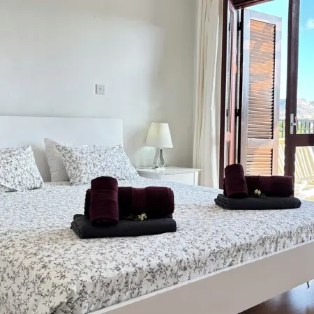 Aphrodite hills, Anatoli, 2 bedroooms apt , large terrace, 2 min from the pool
