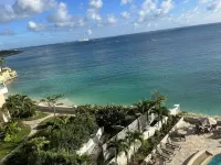 Oceanfront Paradise: Luxurious Penthouse with Spectacular Pools and Peloton