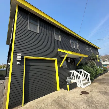 Newly Renovated 4BR 2BA Ocean Block Bay View Ship Bottom Home Central Location