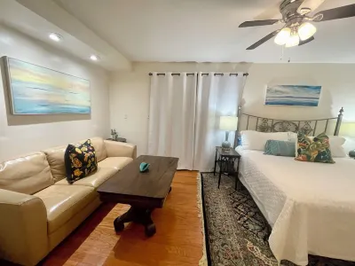 Spacious 3 bed 3 bath with Game-room, Sleeps 8
