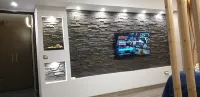 Spectacular  Home in Ploiesti Hotels near Muzeul Memorial „Nichita Stănescu”