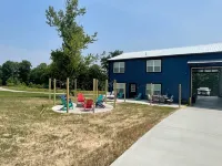 Beautiful NEW 4br 3 ba Barndaminium on Lake Cumberland