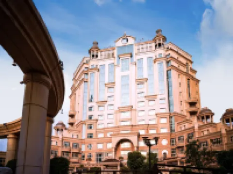 Swissôtel Al Murooj Dubai Hôtels à proximité de : Burj Khalifa