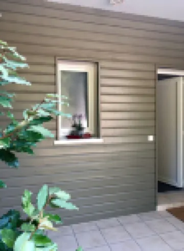 Studio:400M sea lake and centers city, 800 m sea, direct access cycle track.