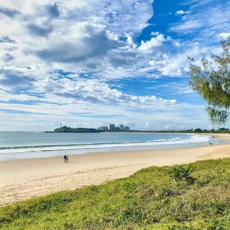 Mooloolaba Beach House- Pet friendly