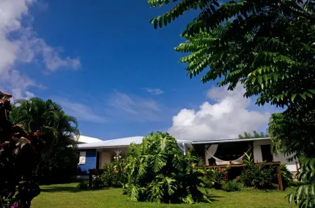 Bohemian tropical cottage, homestay 5 minutes from the Diamant beach ... Отели в г. Ле Диаман