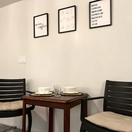 Clean City Studio near DTLA w/ Private Yard & FREE Parking Отели рядом с достопримечательностью «Монтерей Парк Рекреэйшен»