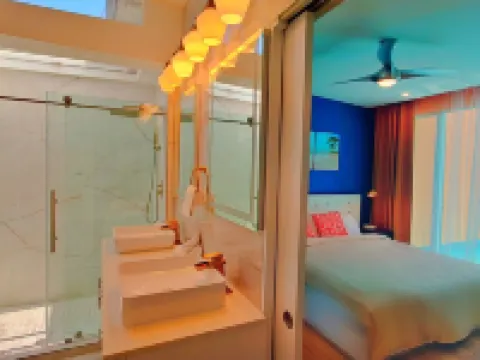 Generator! Private Pool Villa - Sapphire Beach 5min walk & Washer/Dryer WiFi 9 Hoteles en Santo Tomás