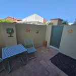 Ground Floor, Spacious 2 bedroom Ensuites, Corner Unit, Newly Remodeled.