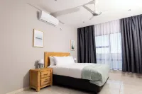 Modern 4-bedroom house in enchanting Victoria Falls with AC, Pool & WiFi