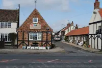 Quirky Cottage Sleeping 10 S/C <br>B&B Adjoining Fox Covert Pub Yarm