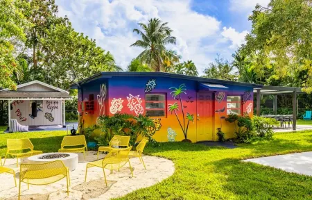 Casa Spur/8BR Villa/Miami Mini Resort w/ Pool+