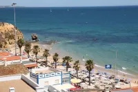 Charming Sea View Flat w/Pool, 20 meters from the Beach