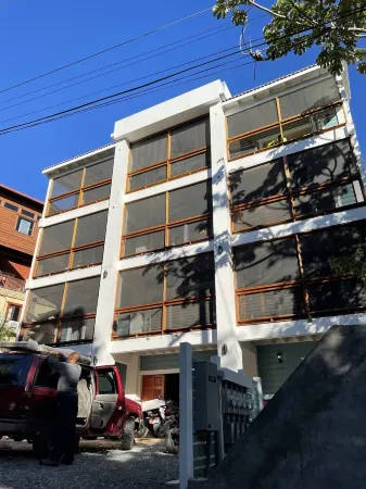 SCUBA, WEDDING, FAMILY &GROUPS up to 10 BDR vacation & dive resort 2mins2Beaches