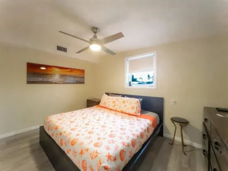 Dream Vacation Home Key Colony Beach Marathon Now with private pool! Отели в г. Key Colony Beach