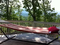 Mountain Views, 4 bedroom, Sleeps 12.