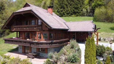 Traumhaftes Ferienhaus für 10 Personen in der Marktgemeinde Velden am Wörthersee