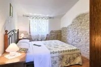 Summer offer/holiday home Mara in stone/near the sea/quiet place/outdoor whirlpool