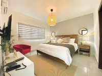 Top floor apartment W/ incredible city view!! Hotels in 