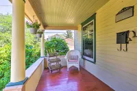 Walk to Dtwn: Historic Gem w/ Deck in Rapid City - Alojamientos
