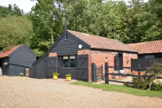 밀크 파를라  호텔