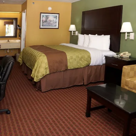 Executive Inn Opp