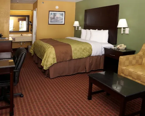 Executive Inn Opp Hotels in Opp