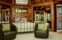 Volcano Rainforest Retreat - Rum och frukost
