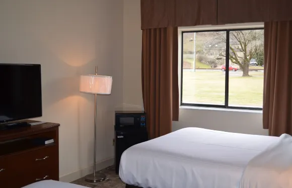 布魯克希爾套房酒店