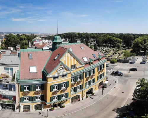 Hotel Bergwirt Schonbrunn Отели рядом с достопримечательностью «13. Хитцинг»